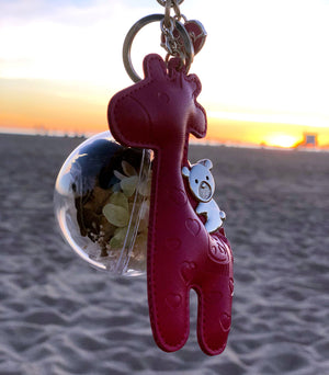 GOLD PRESERVED ROSE | HOT PINK GIRAFFE KEYCHAIN