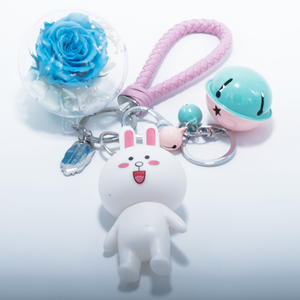 BLUE PRESERVED ROSE | WHITE RABBIT KEYCHAIN